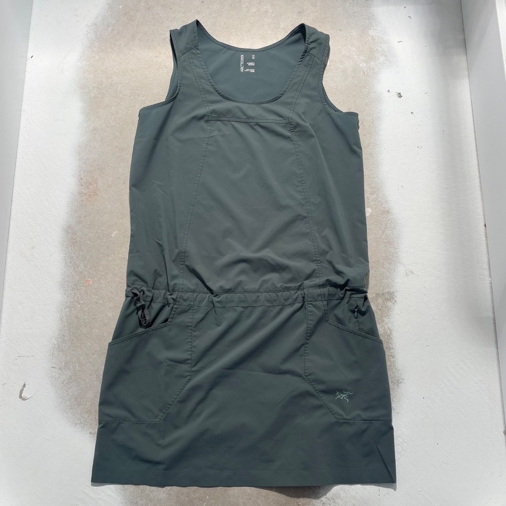 Arcteryx Contenta Dress Womens Medium Green Sleeveless Hiking Travel Casual